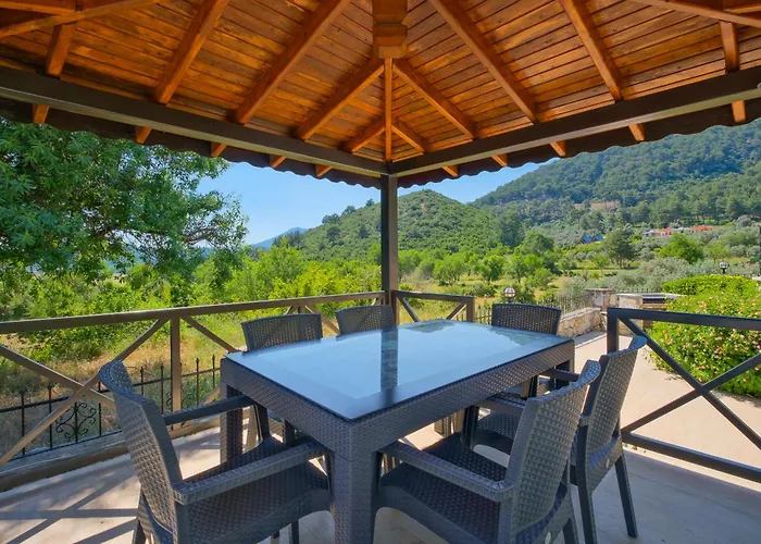 别墅 Karandjo 费特希耶